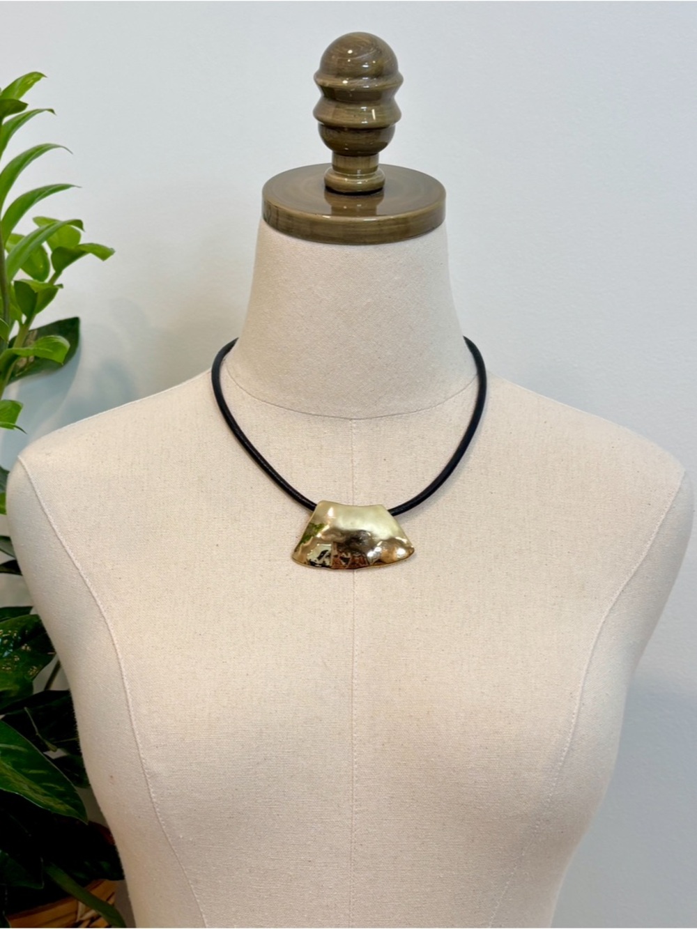 Rad Black Leather & Chunky Hammered Gold Chico’s Necklace